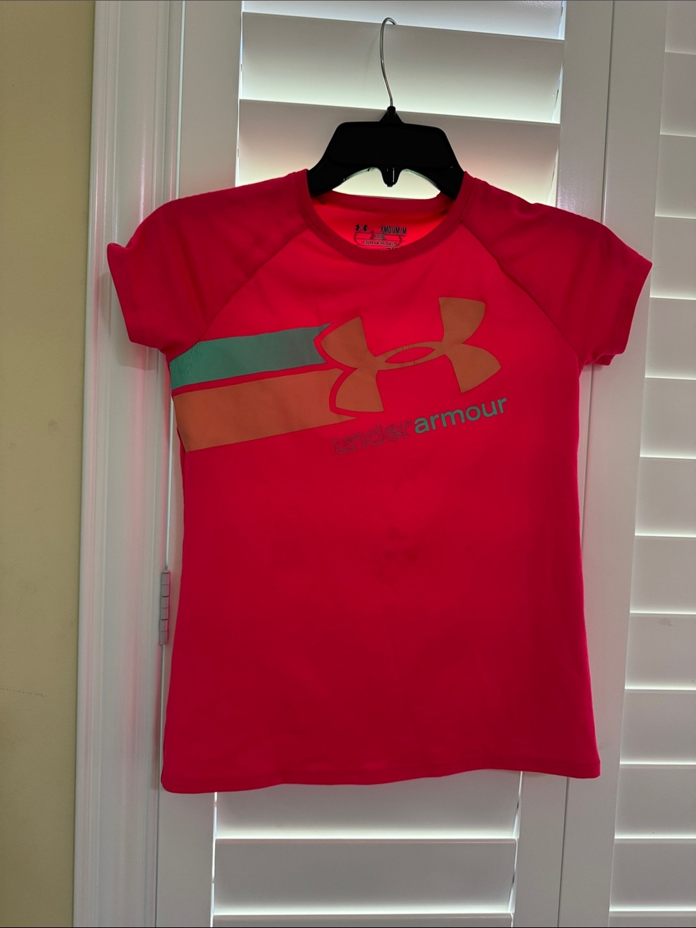 Under Armour Girls Bright Pink Logo Performance Tee